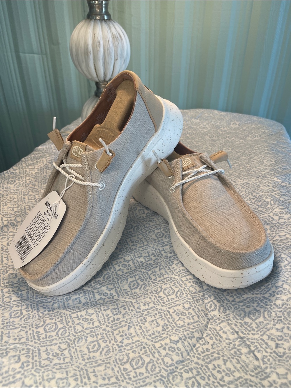 Hey Dude Wendy PeaK WOVWN Slip-On Sneakers in Natural NWT size 10